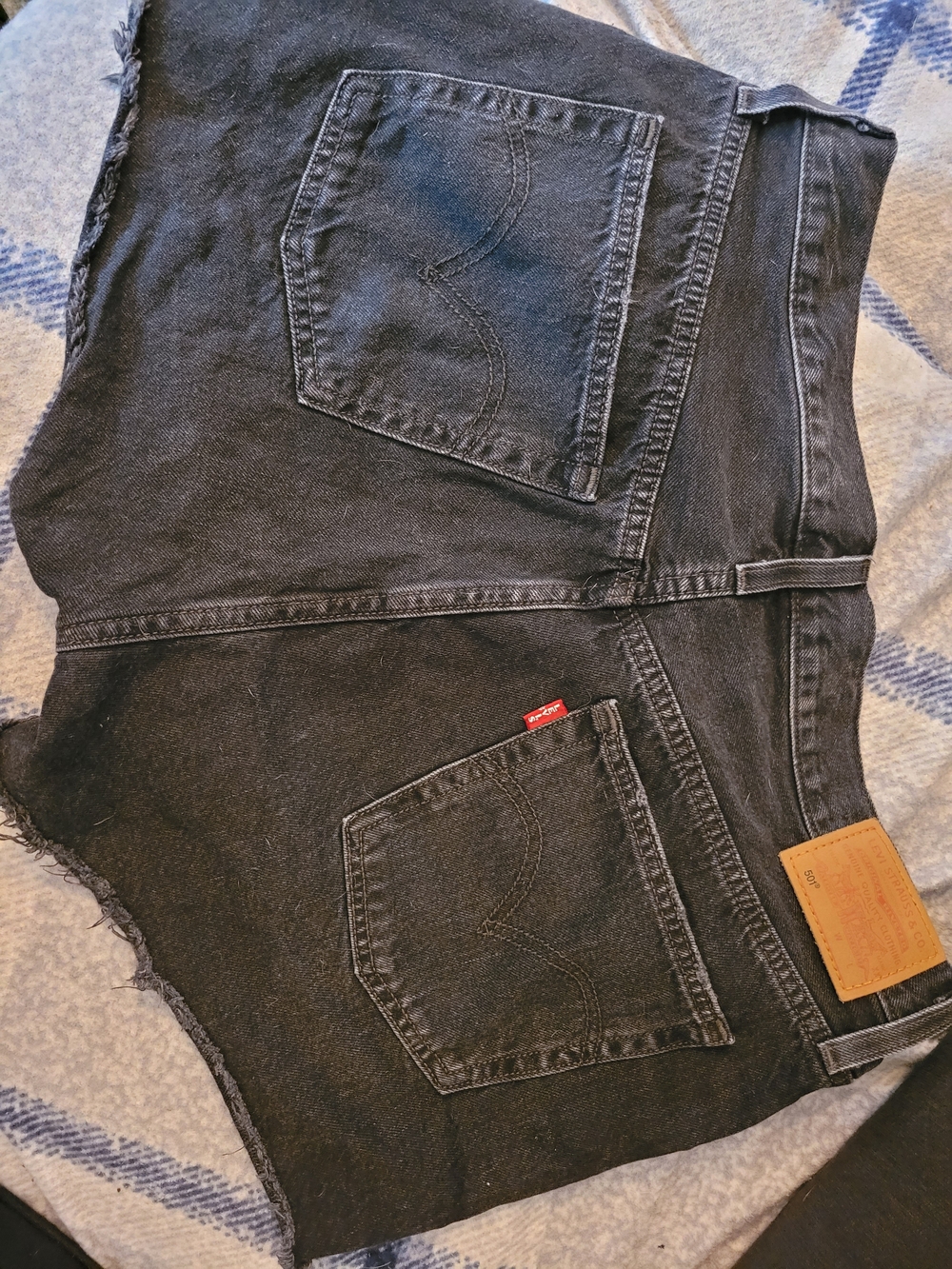 Levis Denim Shorts Black - Picture 3 of 3